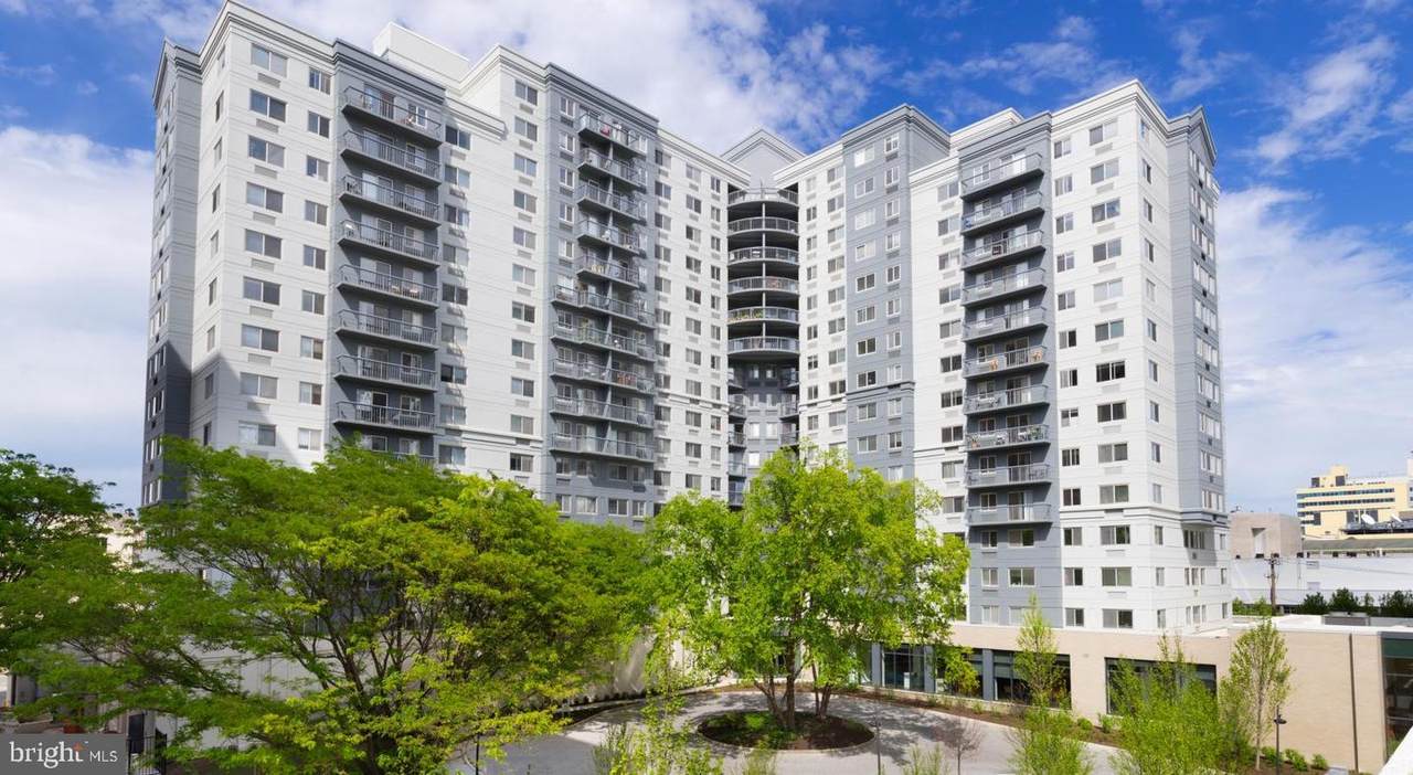 450 18TH Street - Photo 1