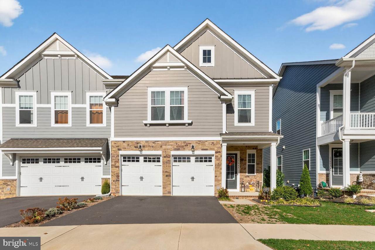 17945 Woods Overlook Drive - Photo 1