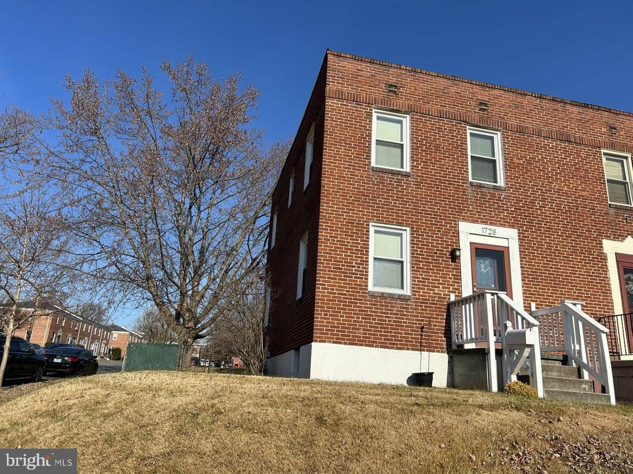 1728 Redwood Avenue - Photo 1