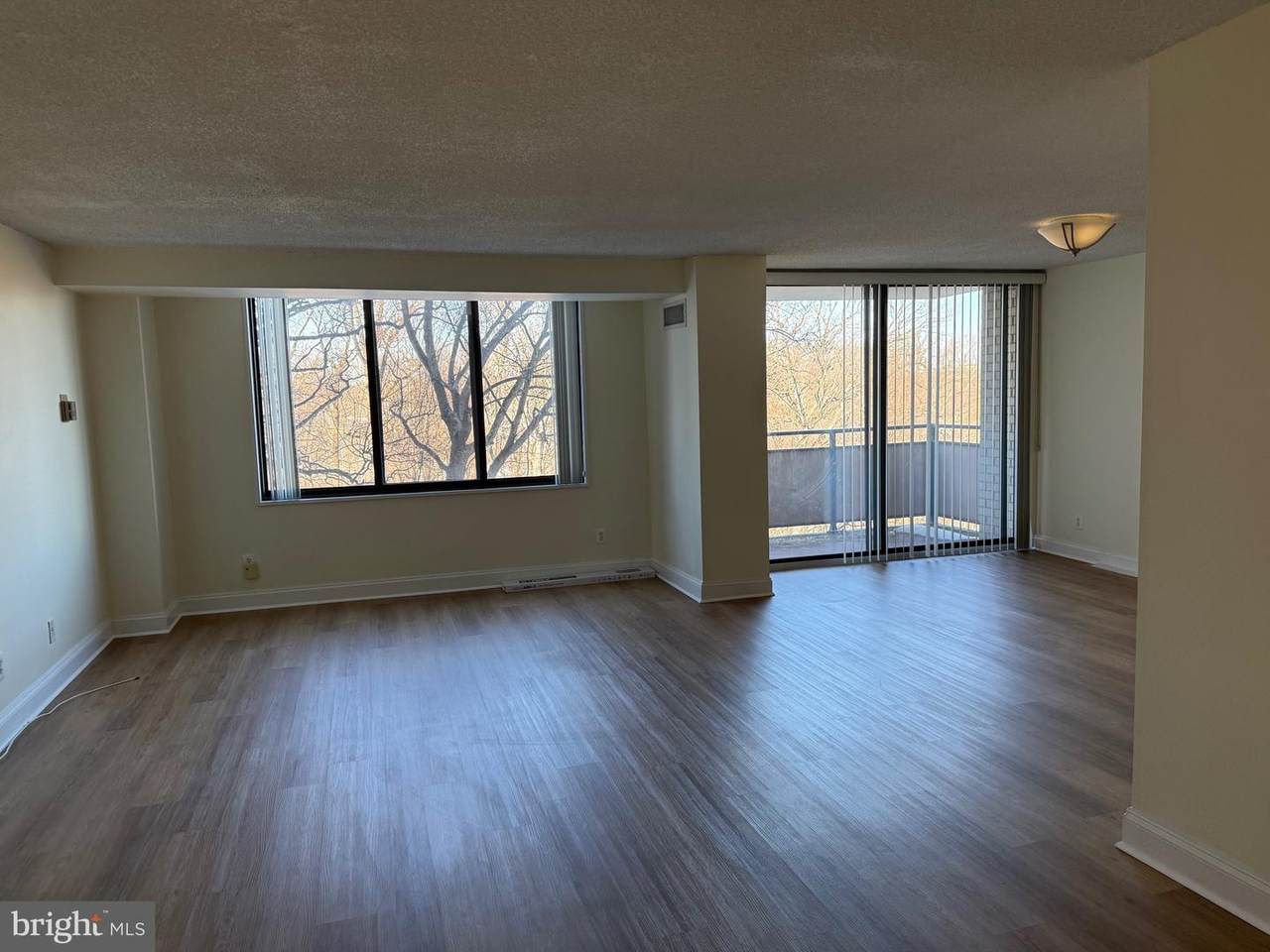 5225 Pooks Hill Road - Photo 1