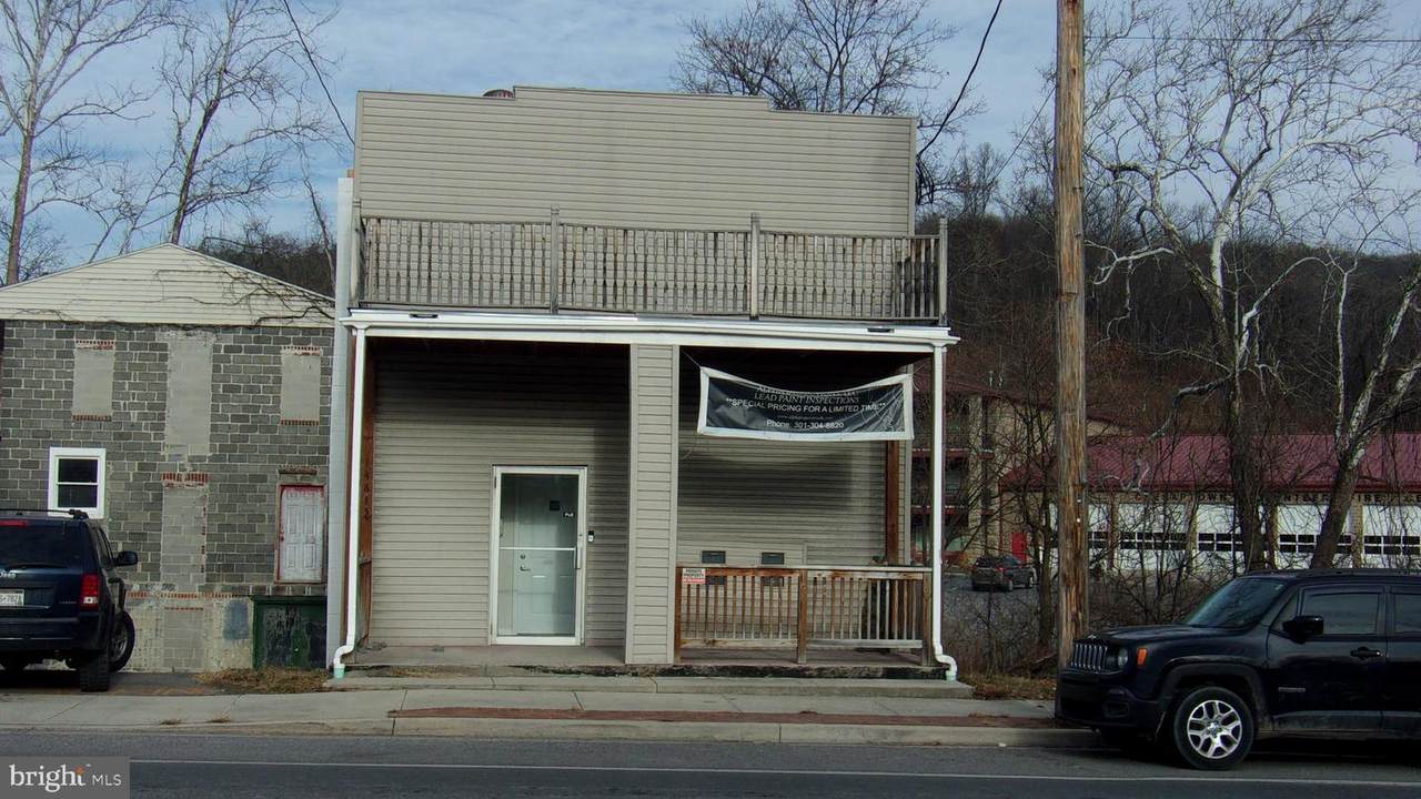 https://bt-photos.global.ssl.fastly.net/brightmls/1280_boomver_1_804519539932-2.jpg