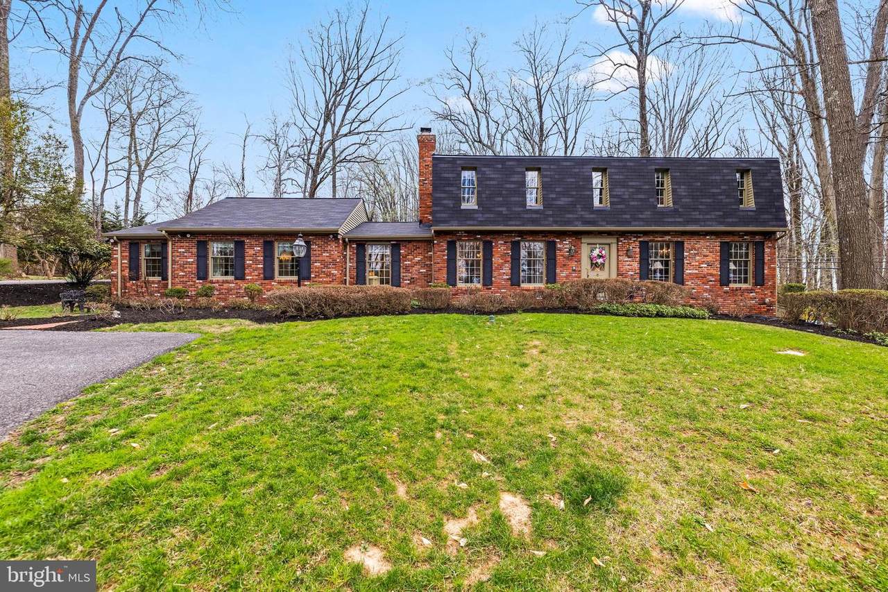 13701 Summer Hill Drive - Photo 1