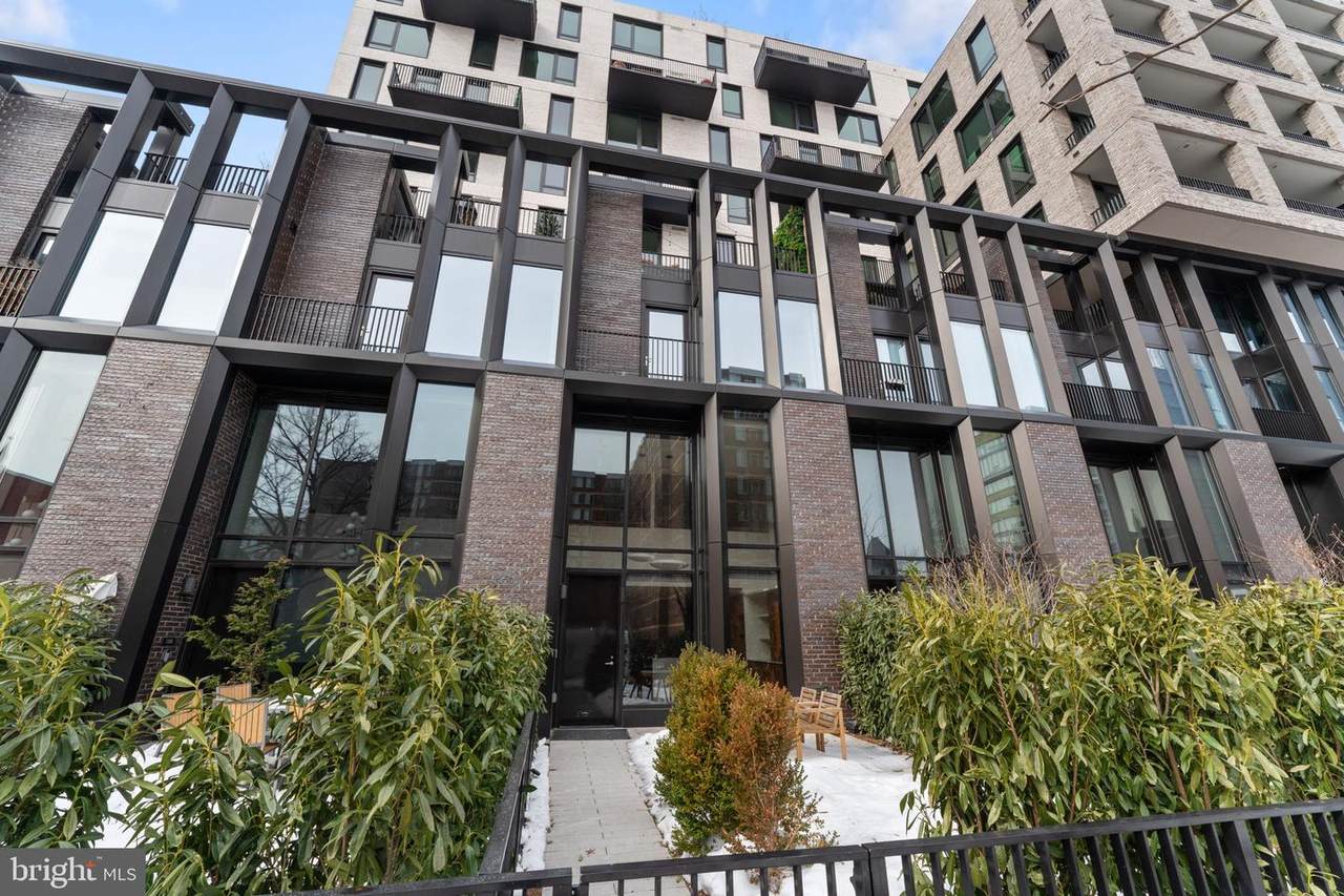 1332 8TH Street - Photo 1