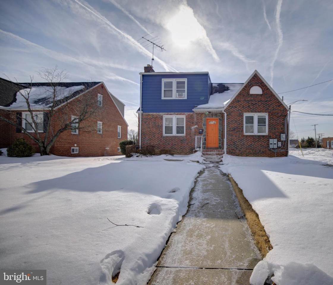 3015 Gibbons Avenue - Photo 1