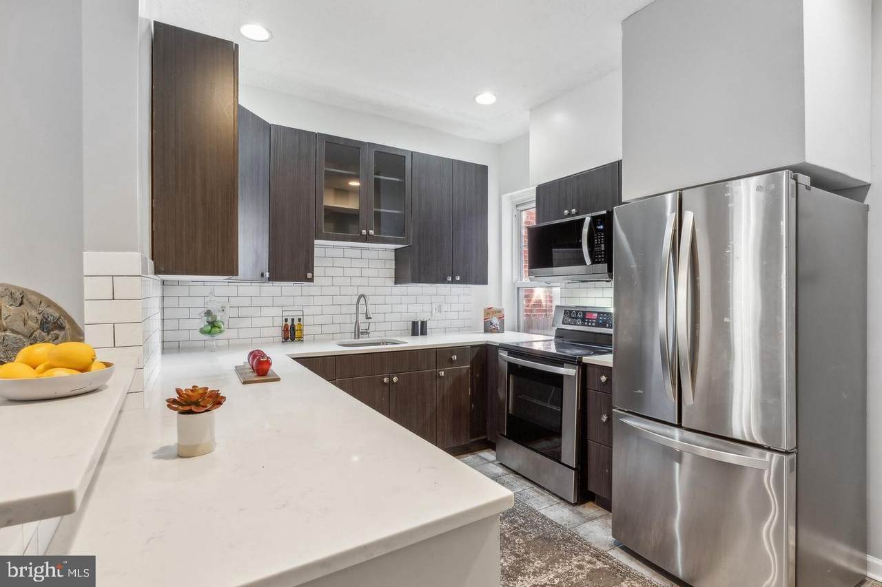 1267 Morse Street - Photo 1