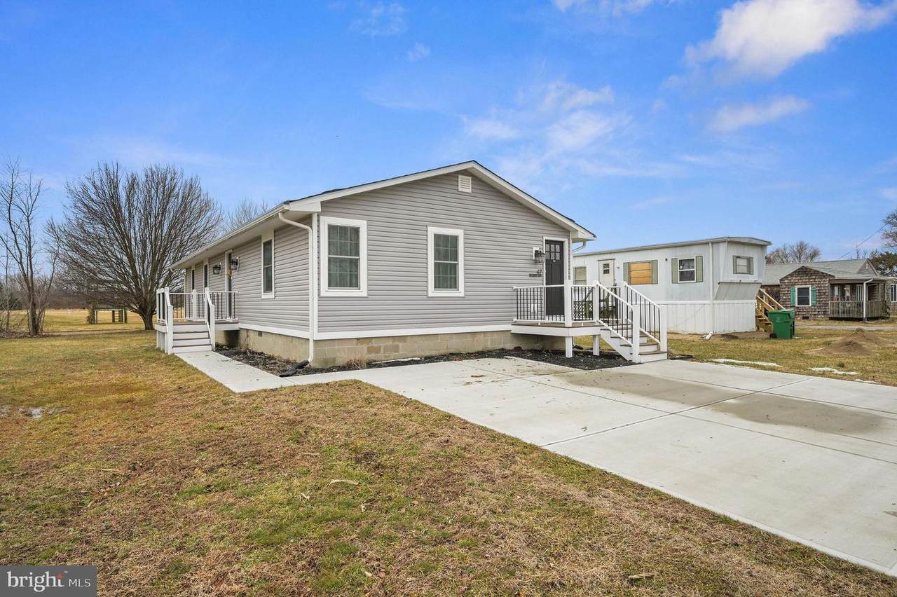 47 Atlantic Avenue - Photo 1