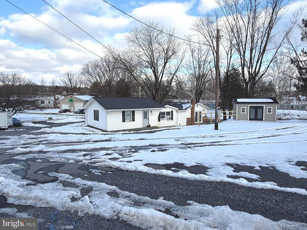 1697 Middleway Pike - Photo 1