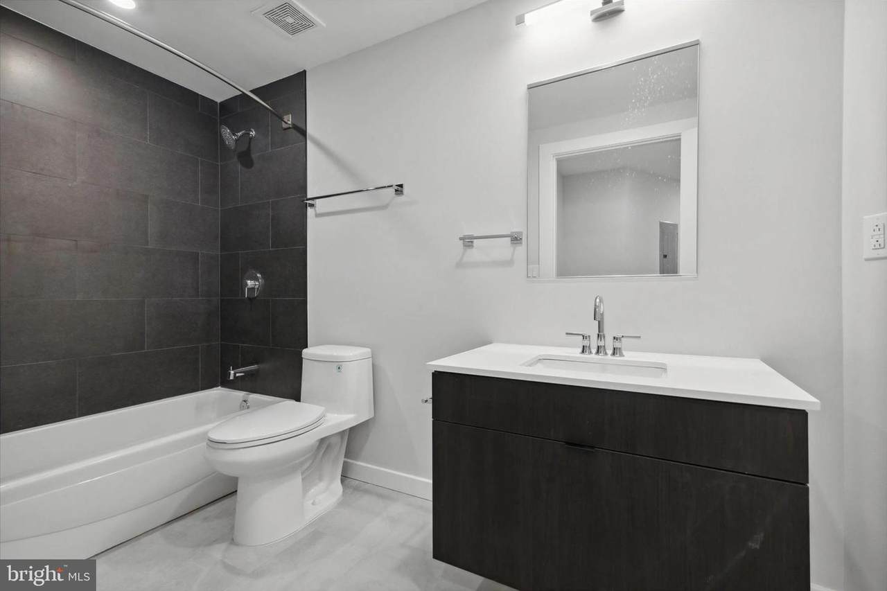 https://bt-photos.global.ssl.fastly.net/brightmls/1280_boomver_1_804528303060-2.jpg