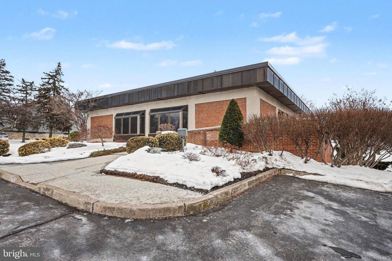 400 Nationwide Drive - Photo 1