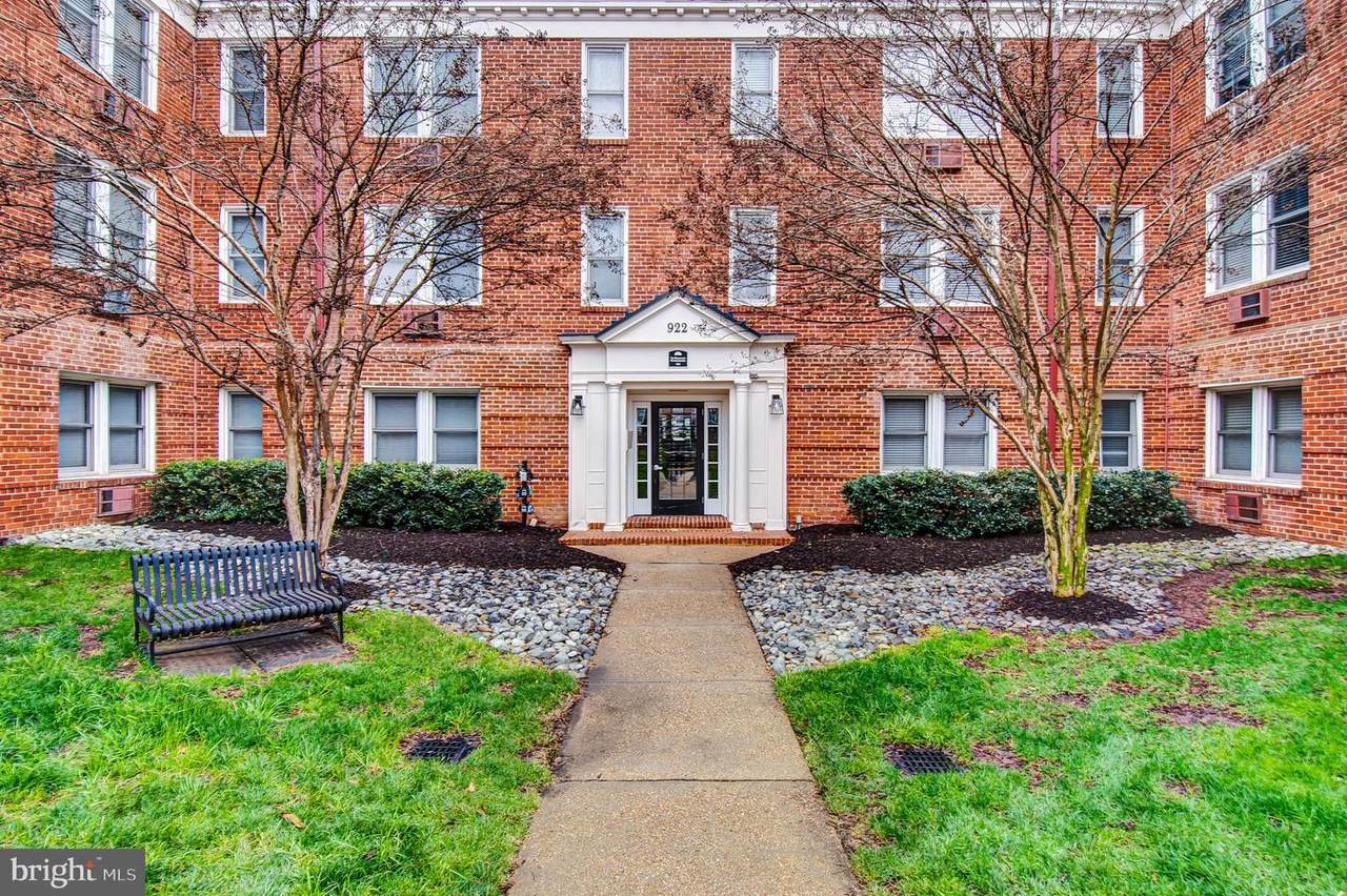 922 Washington Street - Photo 1