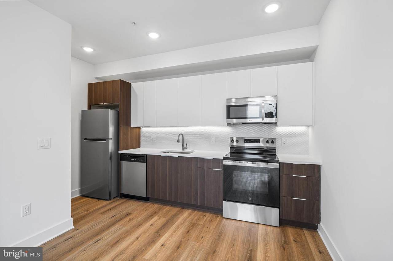 4324 Lancaster Avenue - Photo 1
