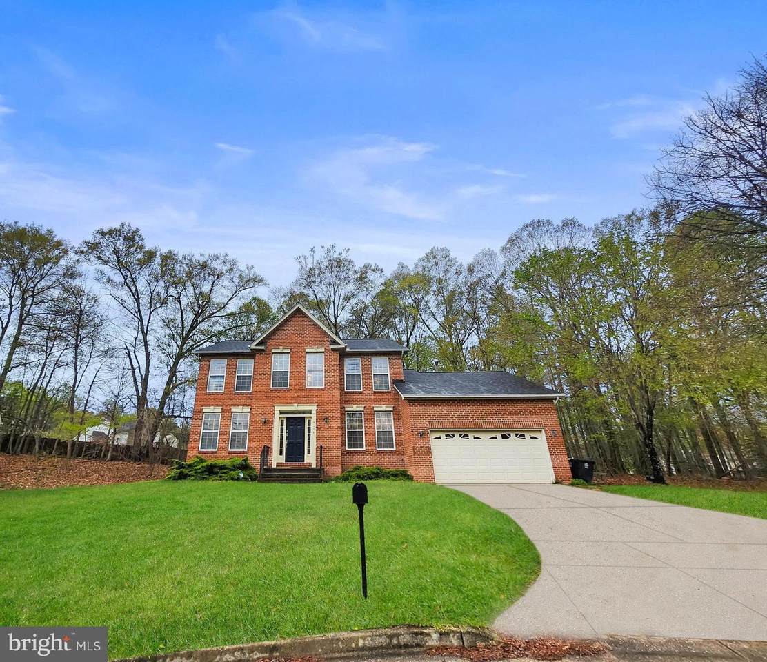 9106 Helmsley Drive - Photo 1