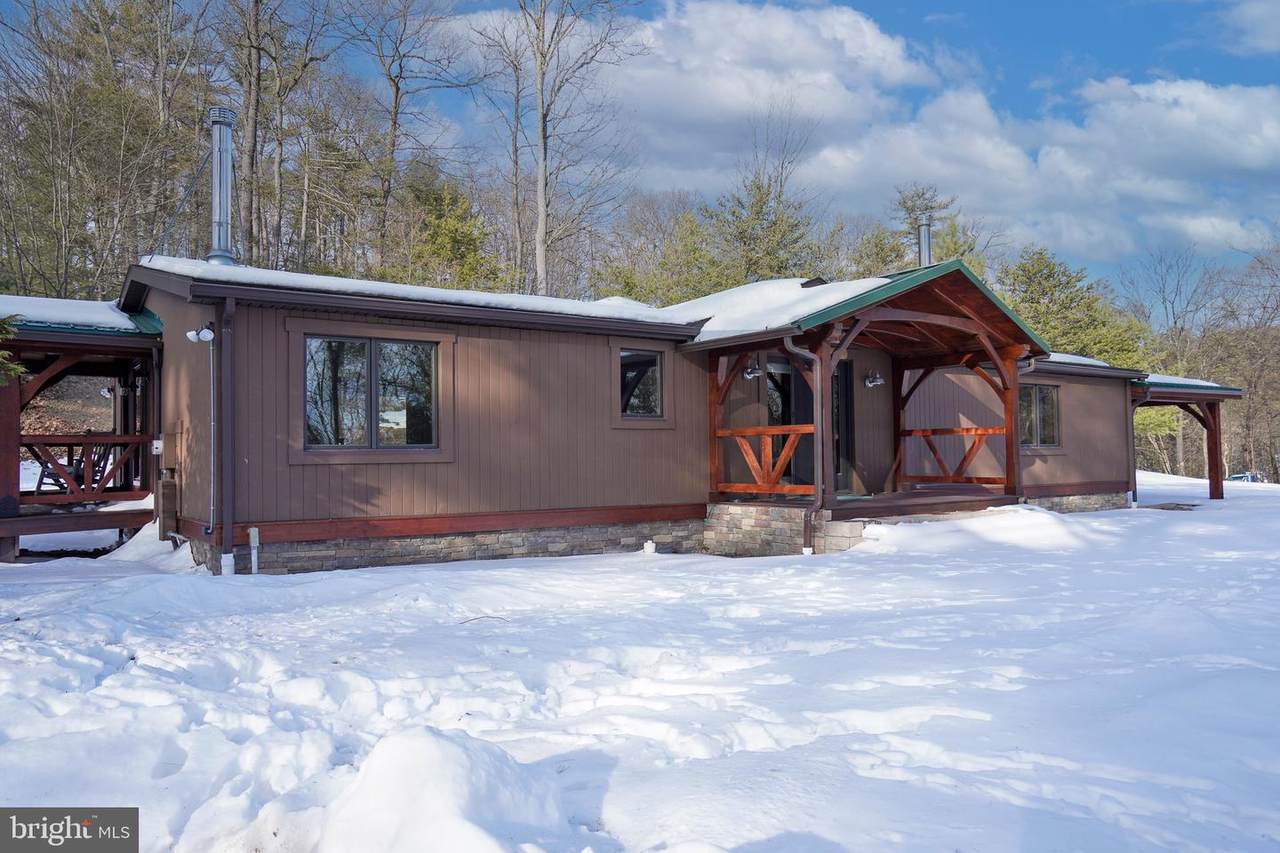 371 Green Tree Drive - Photo 1