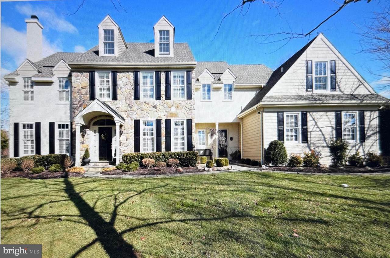 21 Kyle Drive - Photo 1
