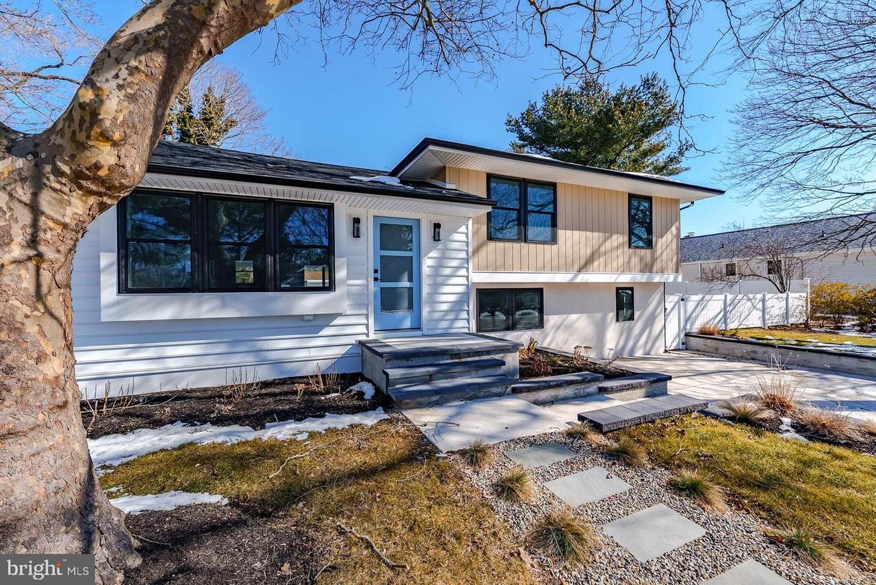 29 Hollywood Lane - Photo 1