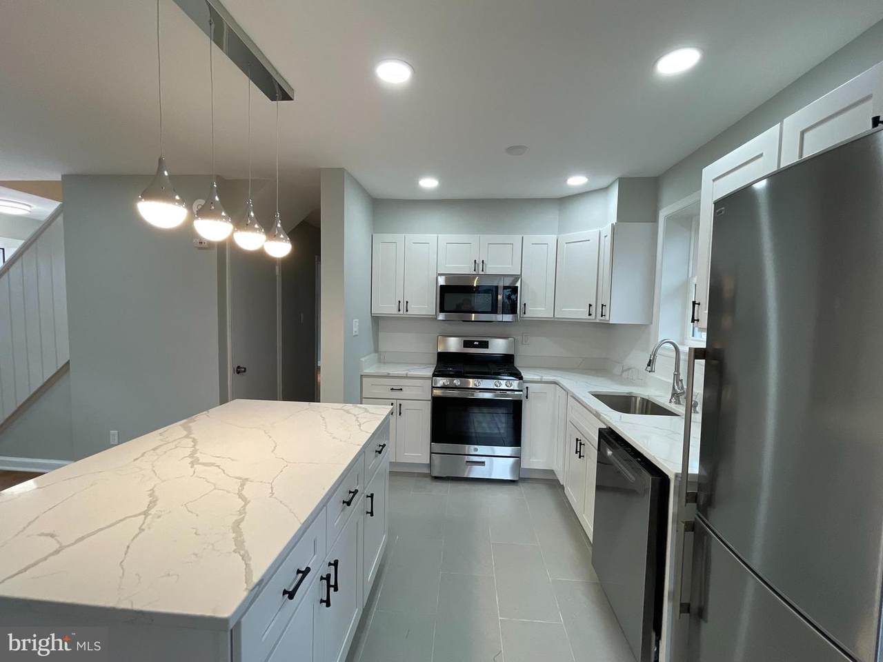6909 40TH - Photo 1