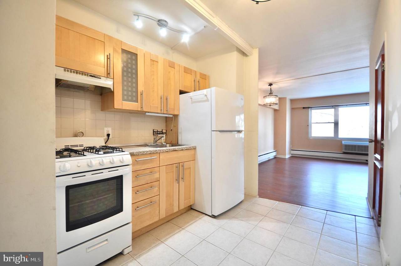 7900 Old York Road - Photo 1