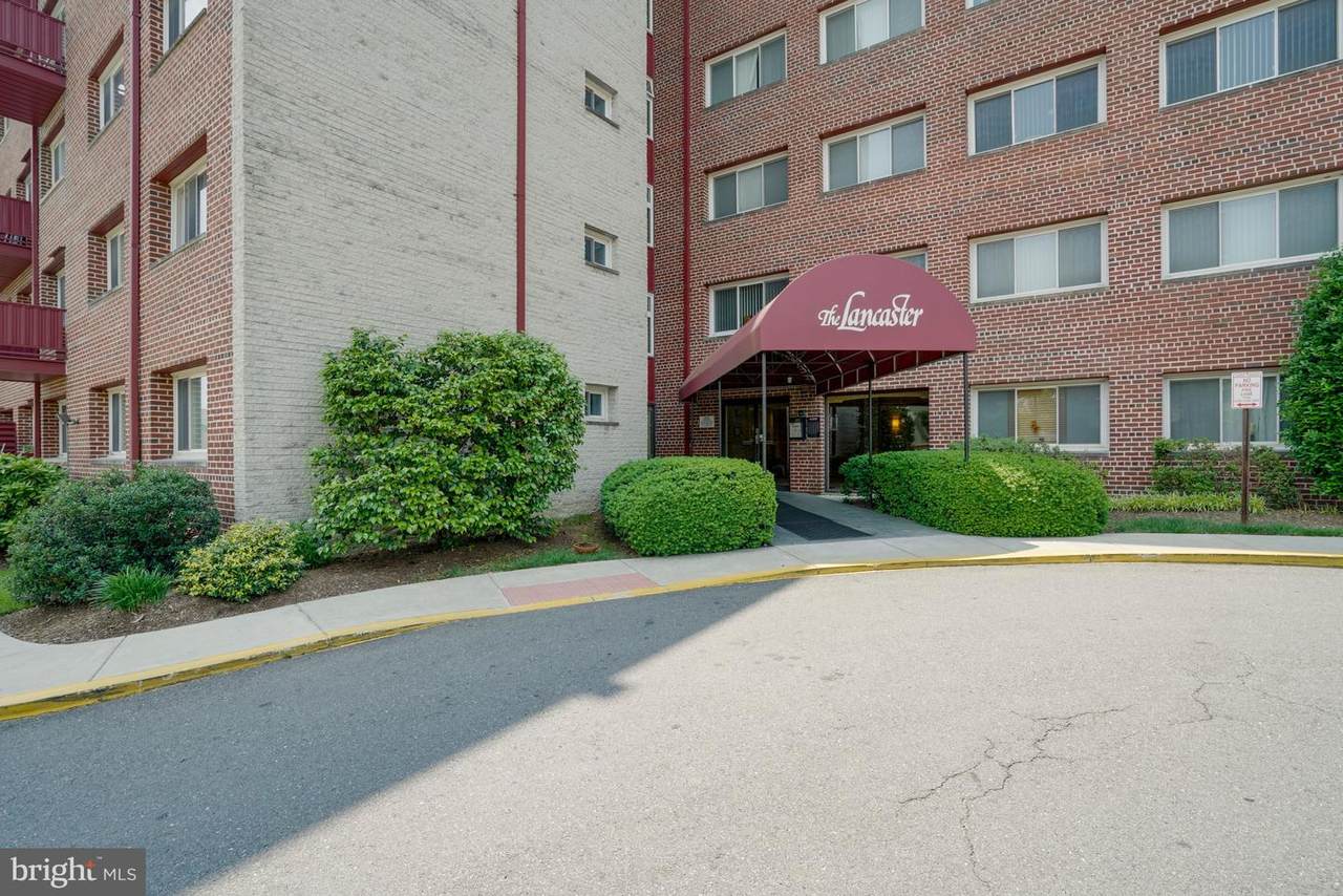 1830 Columbia Pike - Photo 1