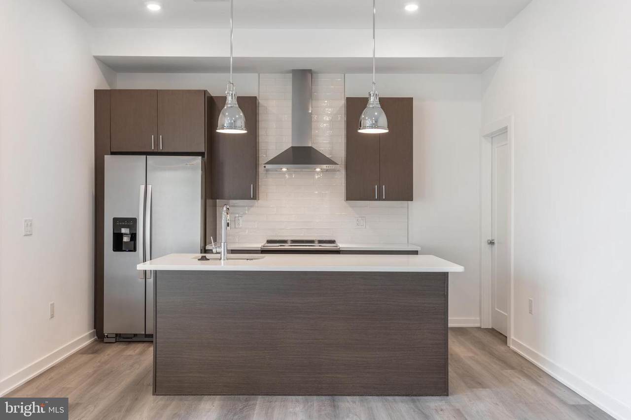 710 16TH Street - Photo 1