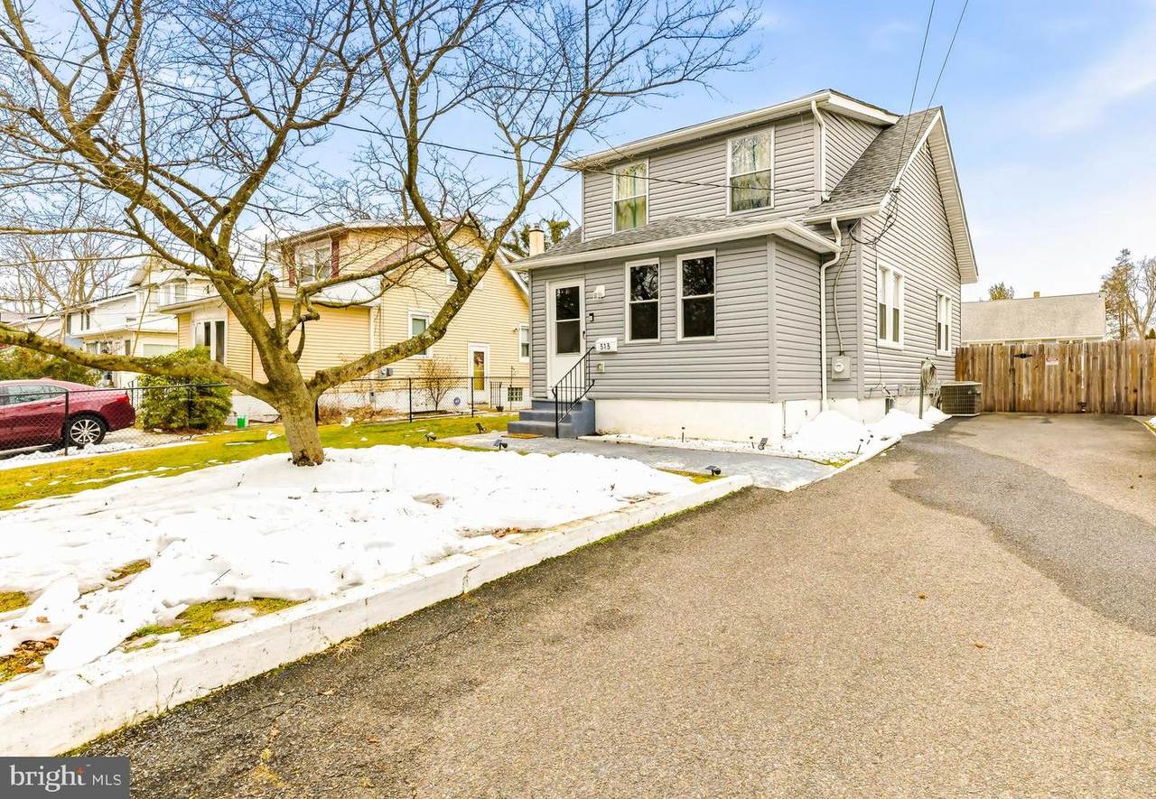 313 Woodbury Lake Drive - Photo 1