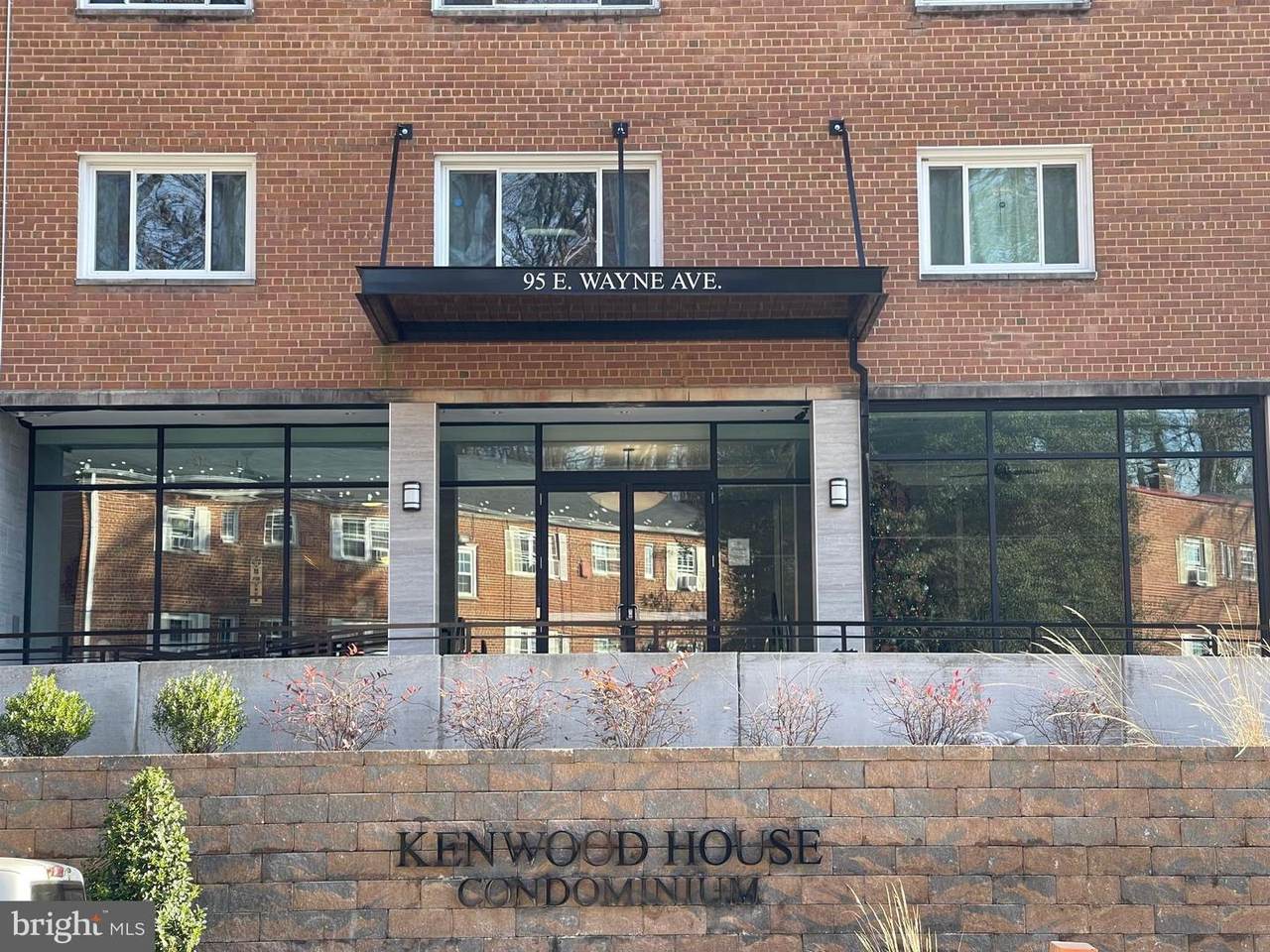 95 Wayne Avenue - Photo 1