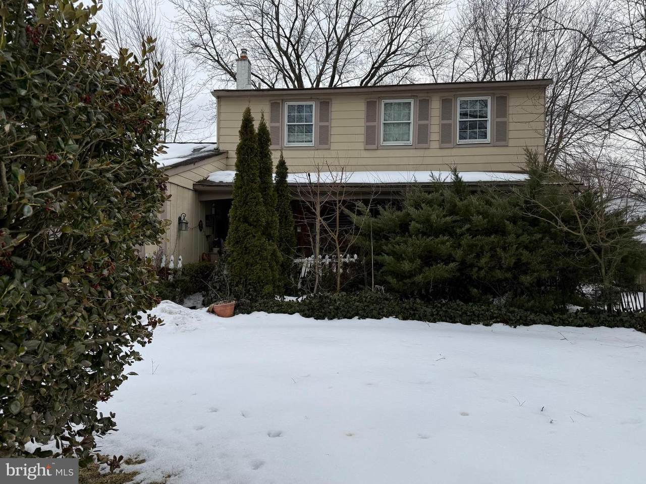 108 Patricia Avenue - Photo 1