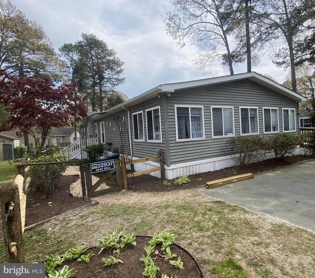 32937 Edgewater Cove - Photo 1