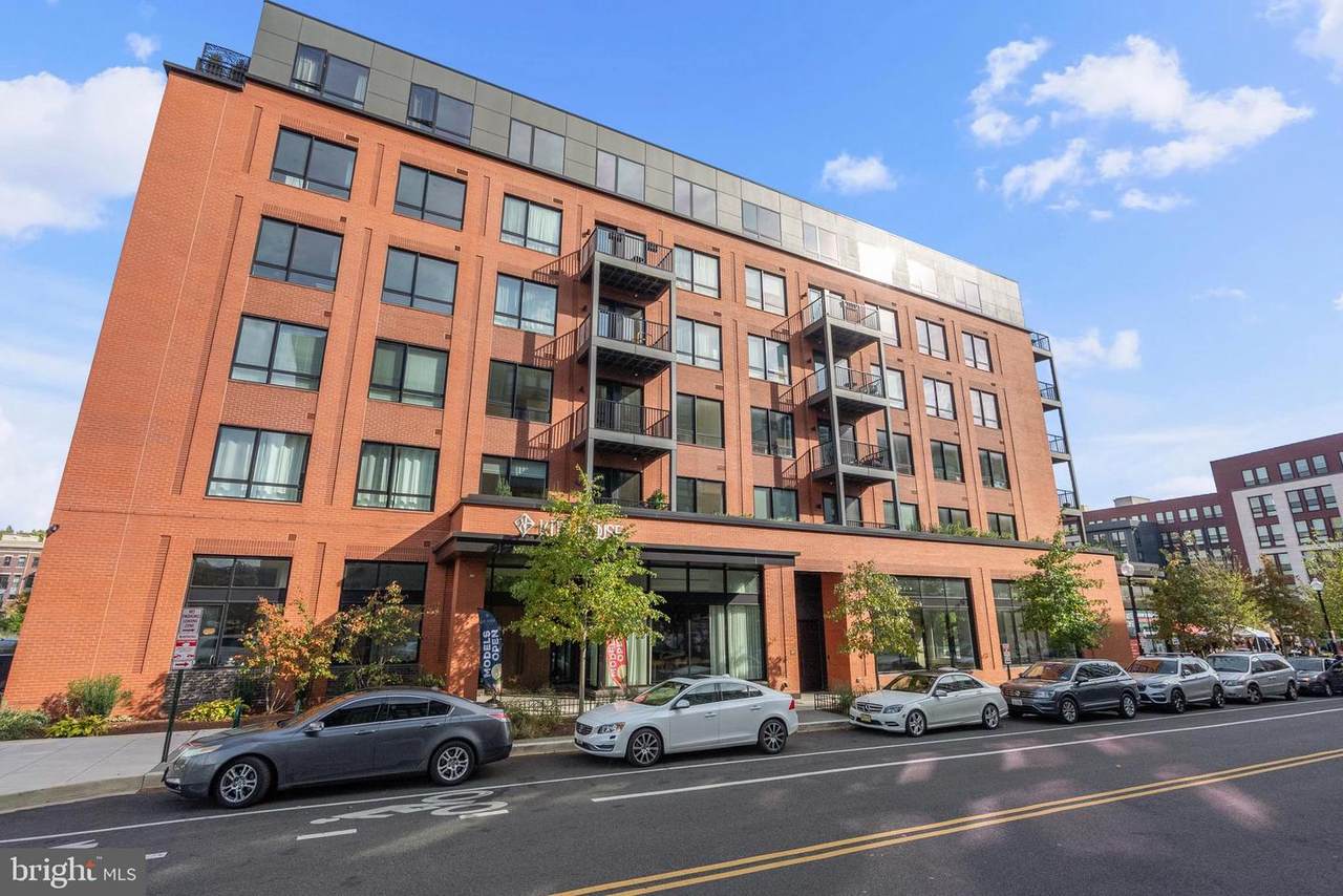 7175 12TH Street - Photo 1