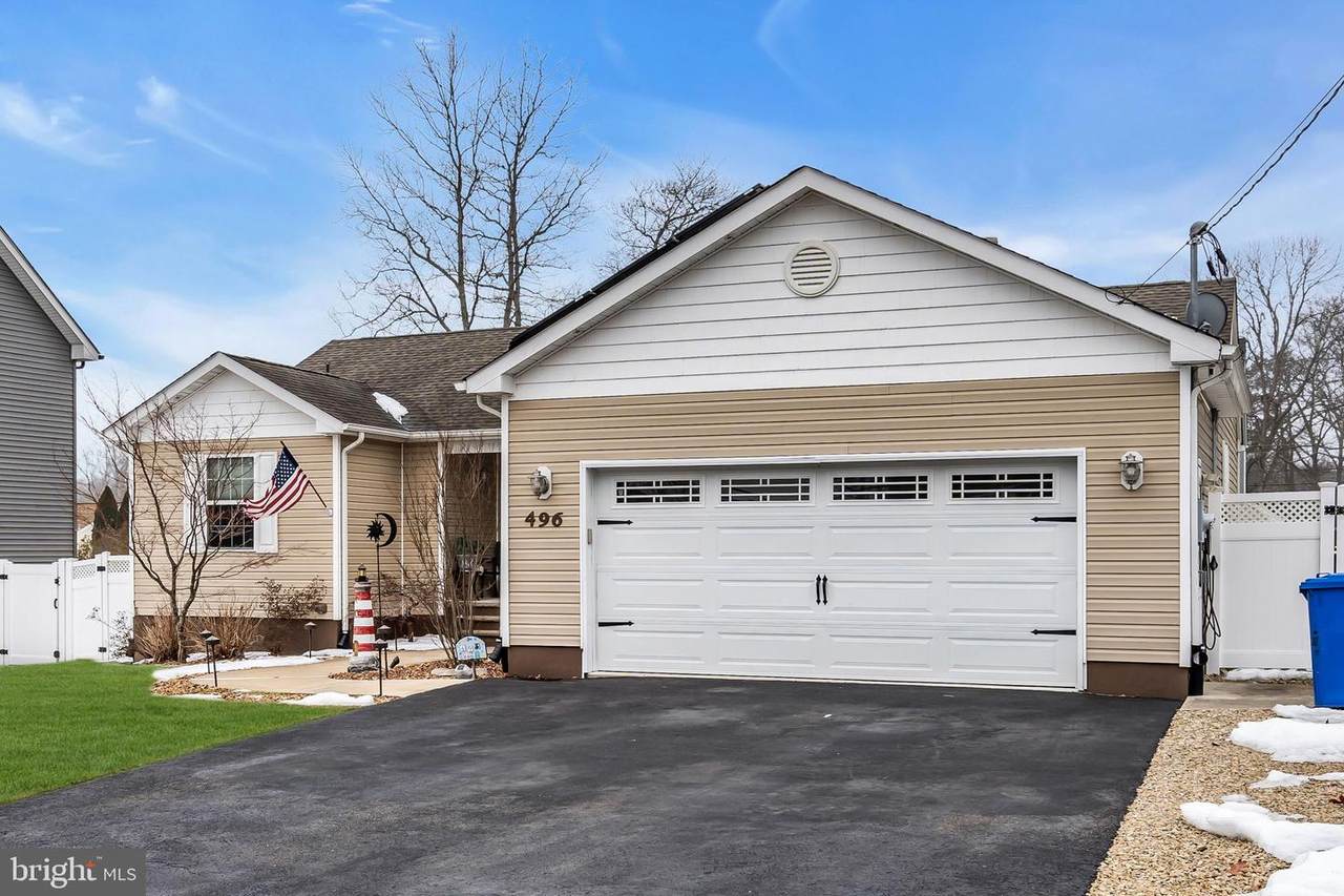 496 Lighthouse Drive - Photo 1