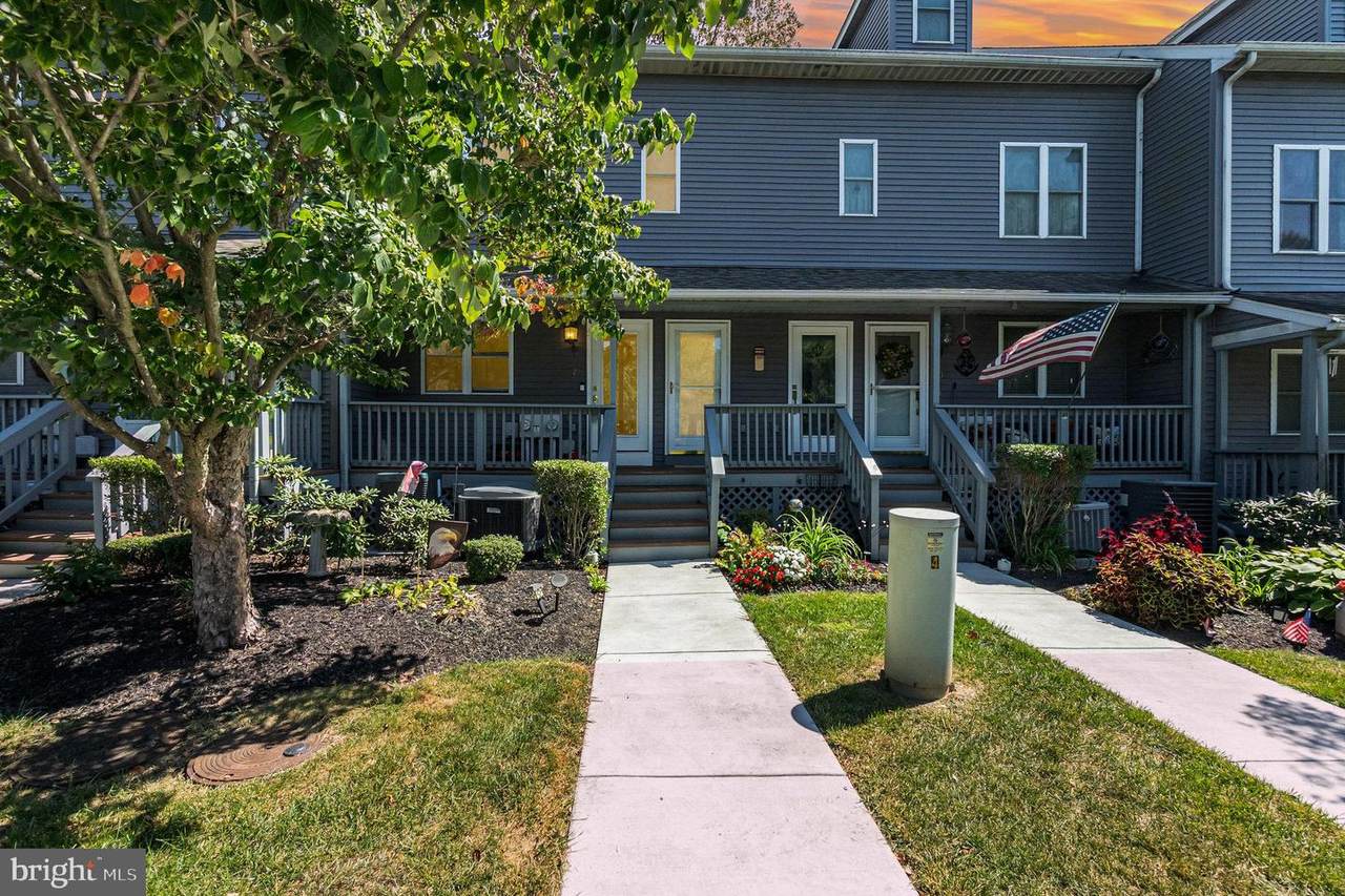 73 Ne Isles Drive - Photo 1