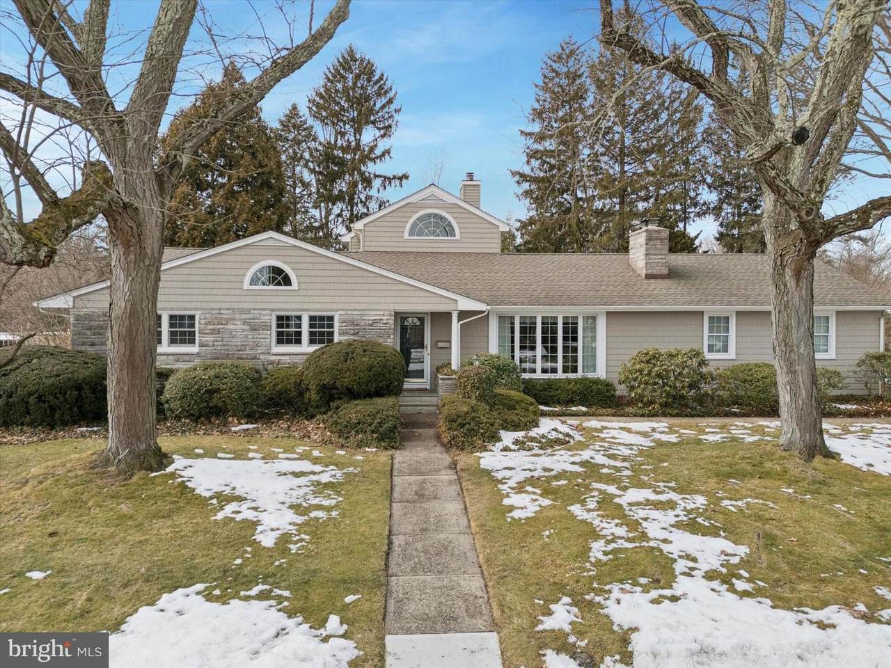 125 Orchard Avenue - Photo 1