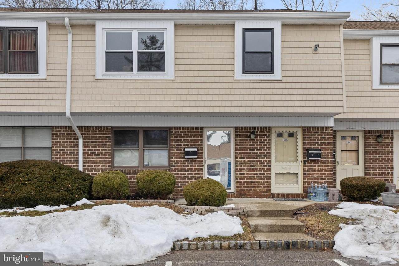 1306 Silver Court - Photo 1