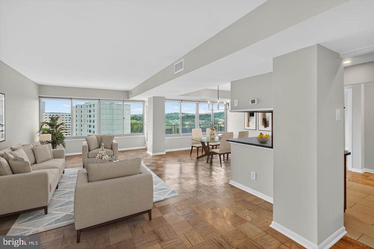 5340 Holmes Run Parkway - Photo 1