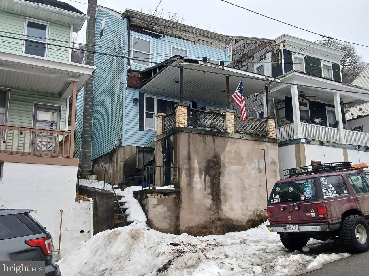 513 Boone Street - Photo 1