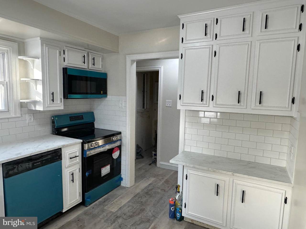 326 4TH Street - Photo 1