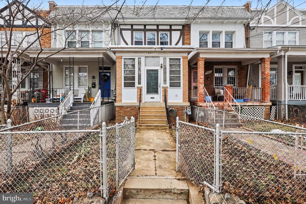 637 Hamilton Street - Photo 1