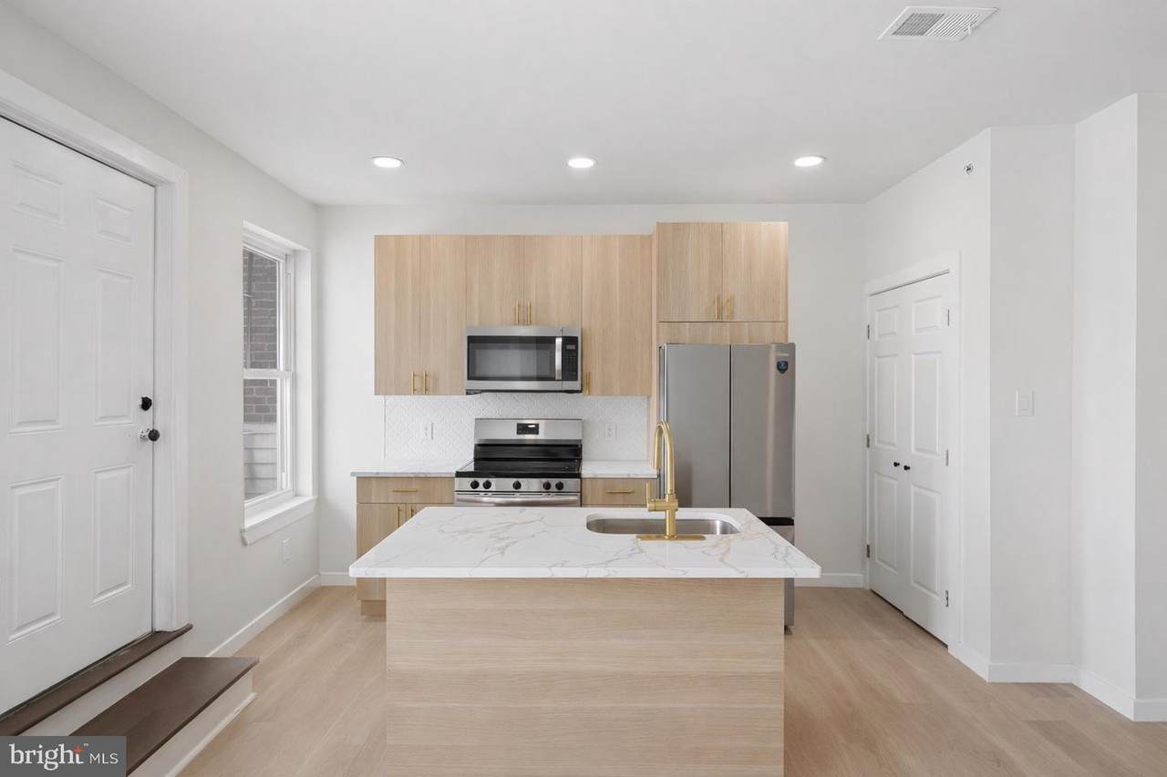 4041 Lancaster Avenue - Photo 1