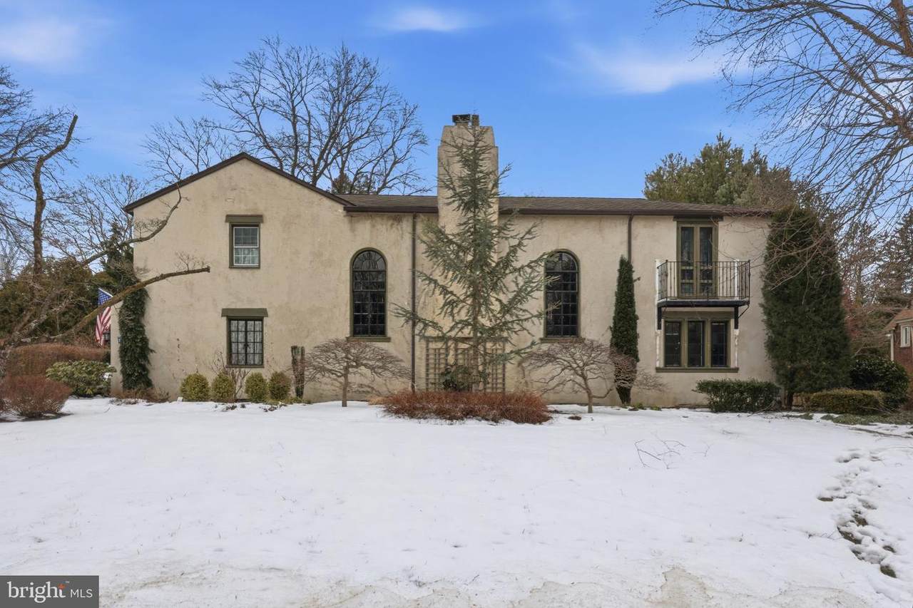 1202 Yarmouth Road - Photo 1