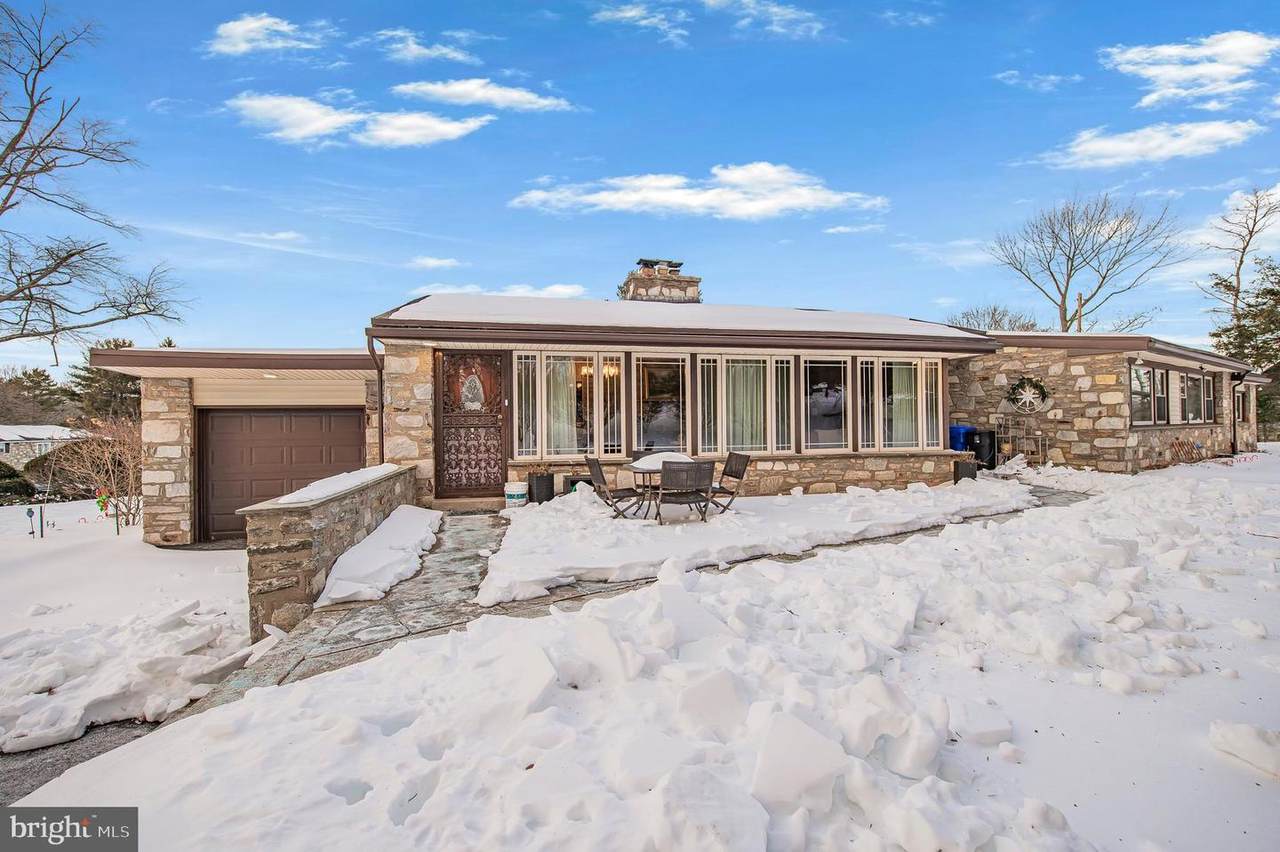 2409 Ashbourne Road - Photo 1