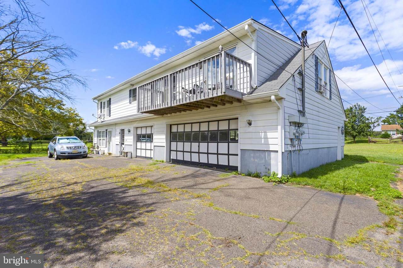 16 Archertown Road - Photo 1