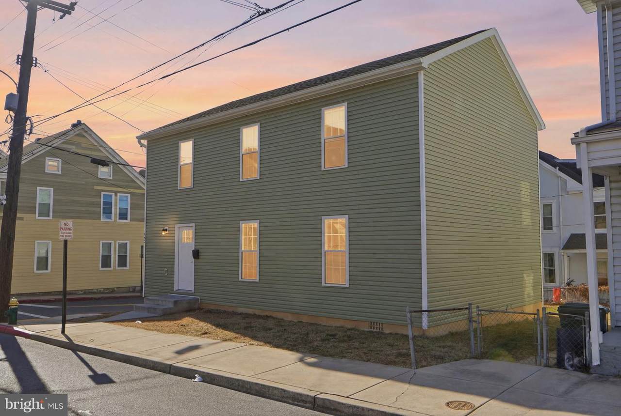 257 Mulberry Street - Photo 1