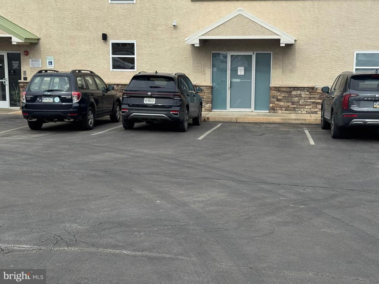 365 Lancaster Ave - Photo 1