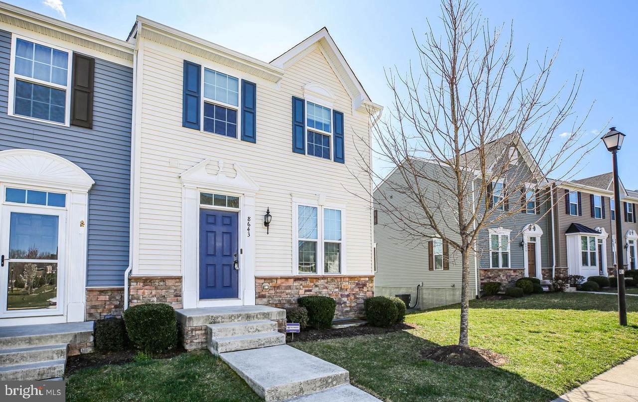 8643 Rosecrans Lane - Photo 1