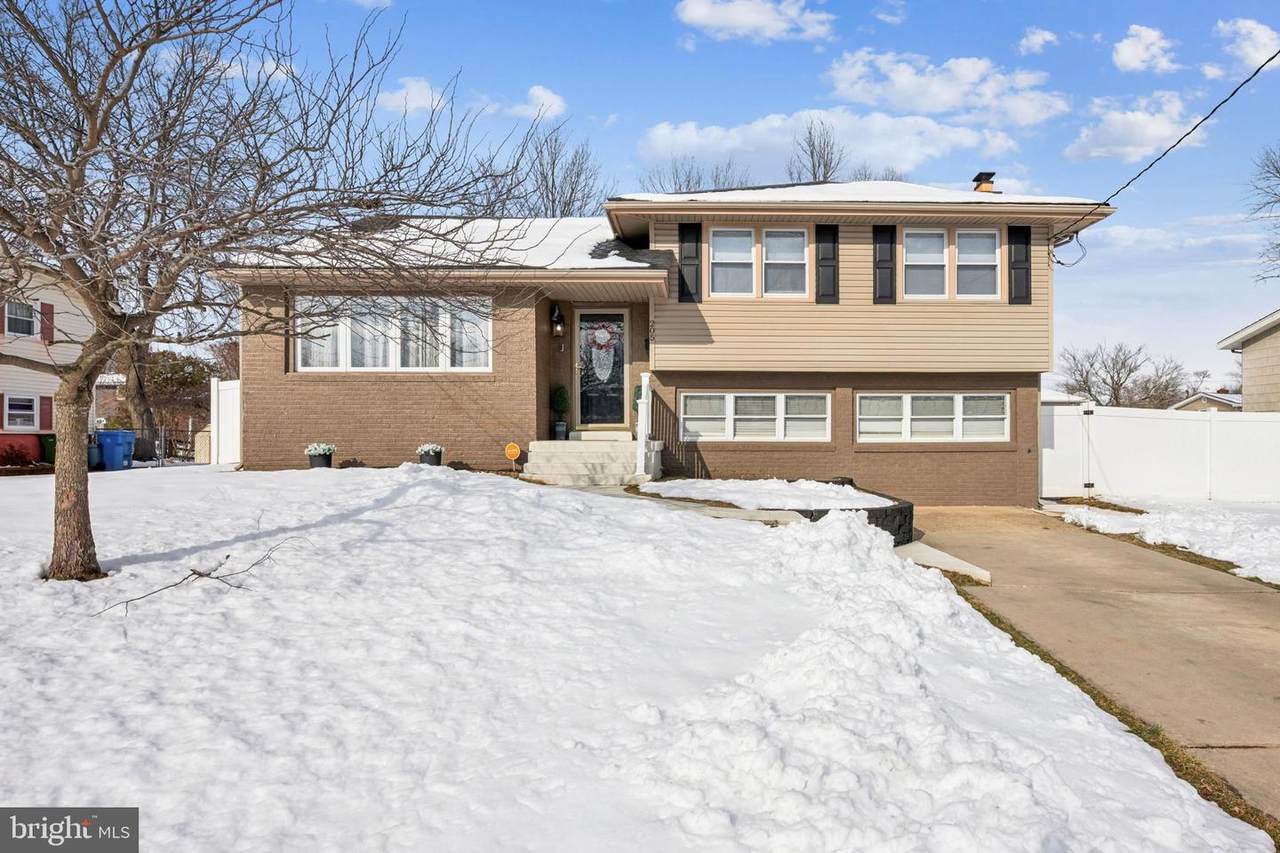 205 Avon Road - Photo 1