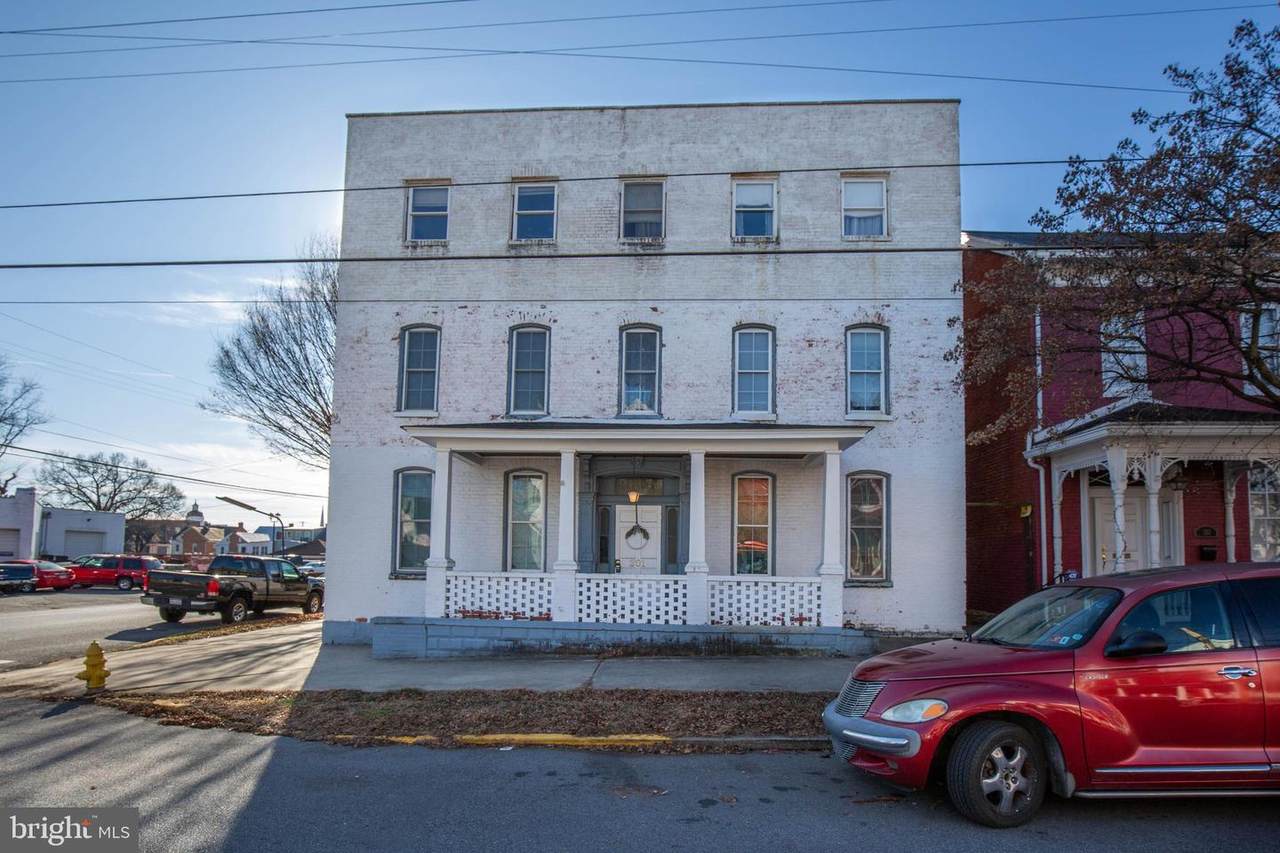 301 Martin Street - Photo 1