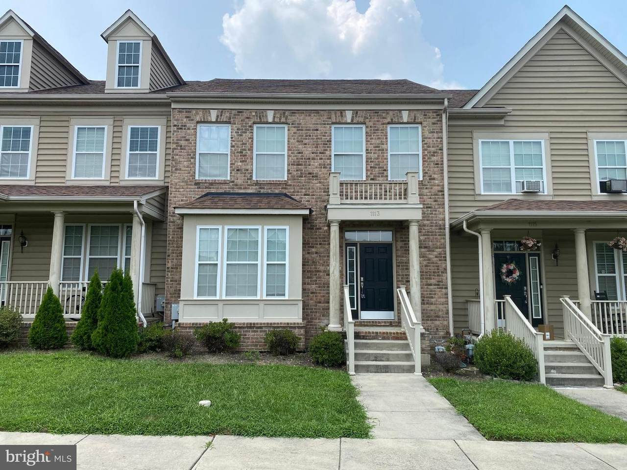 1113 Olmsted Parkway - Photo 1