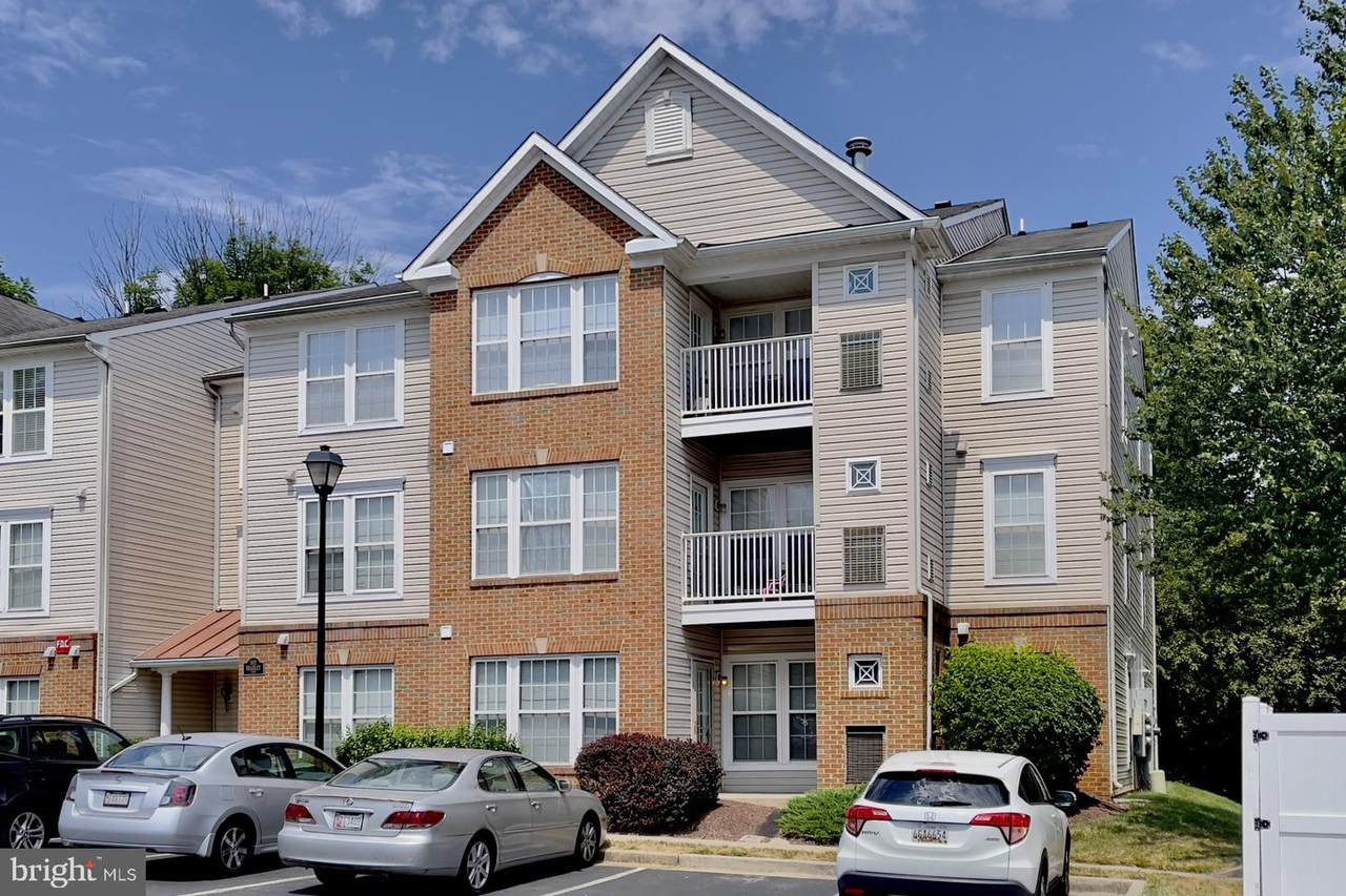 502 Bradley Court - Photo 1