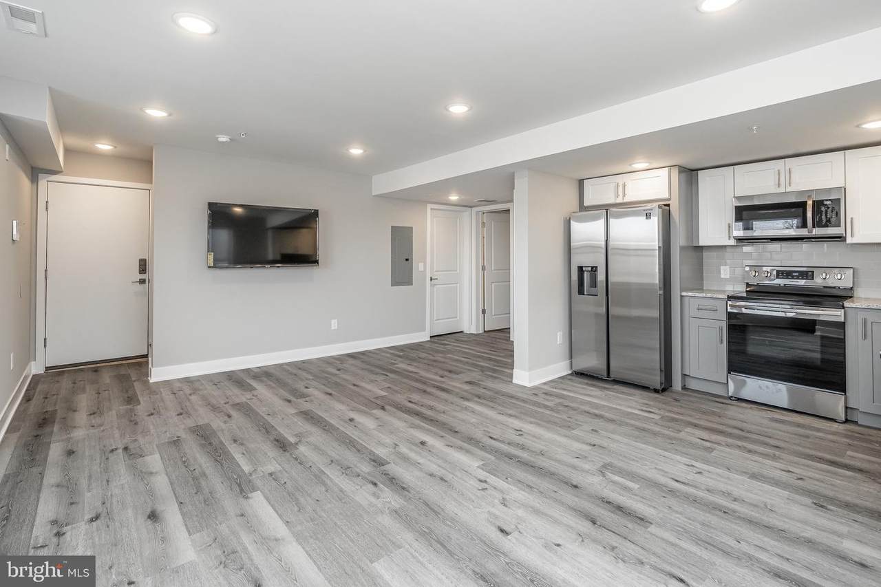 616 Union Street - Photo 1