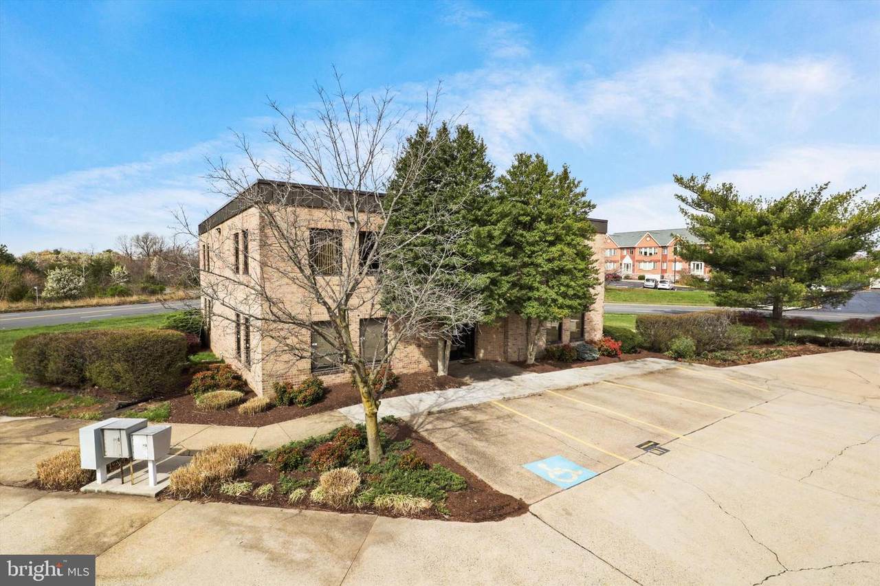 111 Carpenter Drive - Photo 1