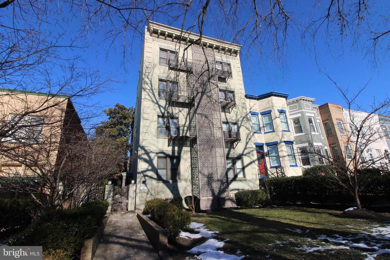 116 North Carolina Avenue - Photo 1